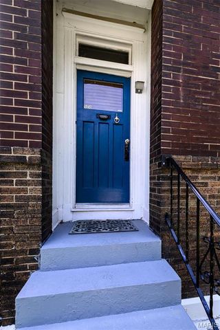5030 Grace Avenue, St Louis, MO 63116