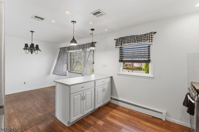 241 Woodside Ln, Bridgewater Twp., NJ 08807