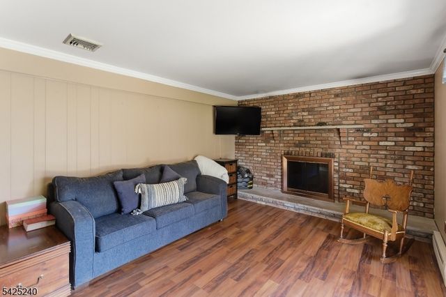 241 Woodside Ln, Bridgewater Twp., NJ 08807