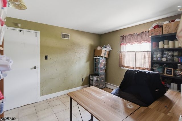 241 Woodside Ln, Bridgewater Twp., NJ 08807