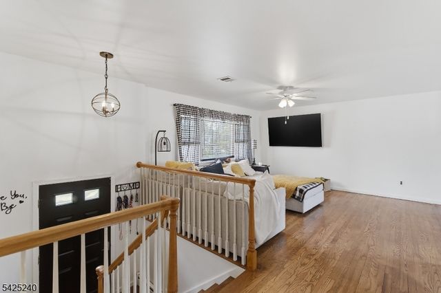 241 Woodside Ln, Bridgewater Twp., NJ 08807