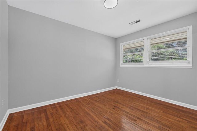 1450 N Sherwood Drive, Charleston, SC 29407