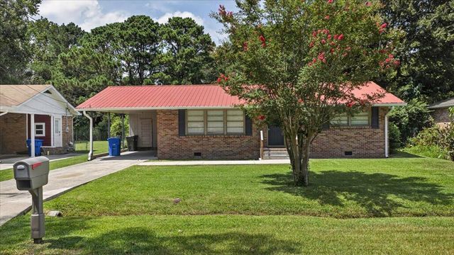 1450 N Sherwood Drive, Charleston, SC 29407