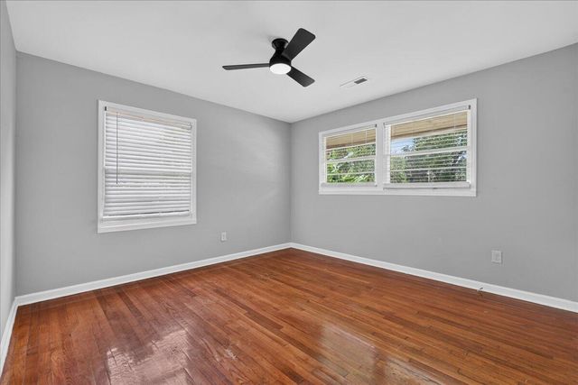 1450 N Sherwood Drive, Charleston, SC 29407