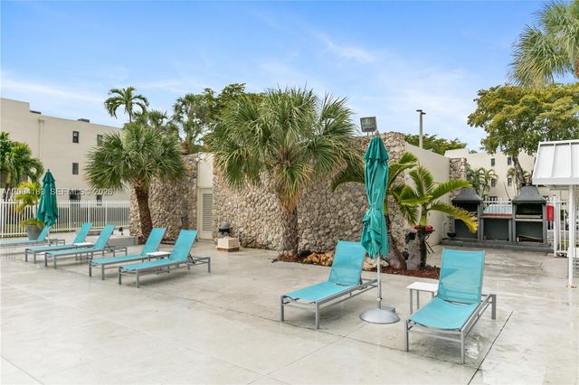 20291 NE 30th Ave PH-10, Aventura, FL 33180