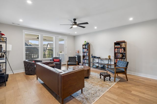 2023 Conductor Ln, Thompsons Station, TN 37179