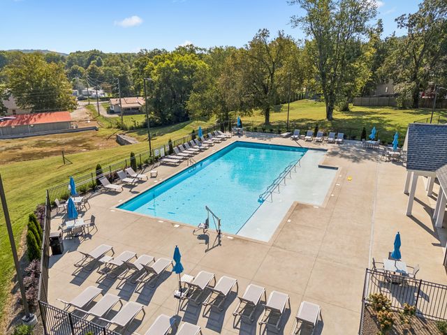 2023 Conductor Ln, Thompsons Station, TN 37179
