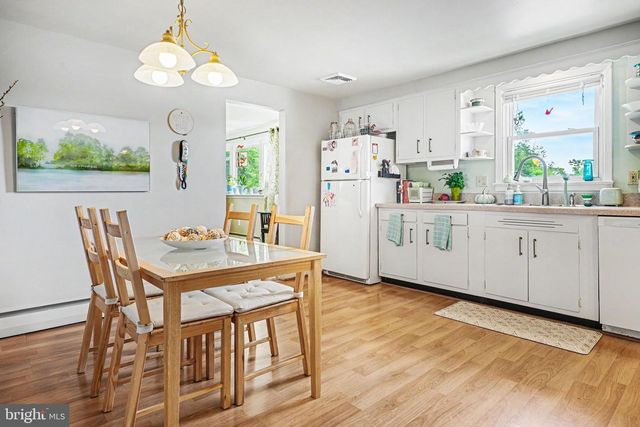 1131 LOCUST ST, Lansdale, PA 19446