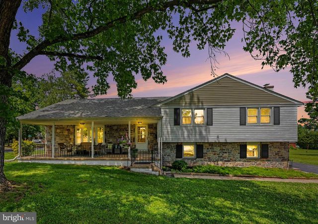 1131 LOCUST ST, Lansdale, PA 19446