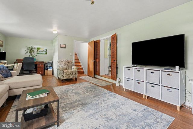 1131 LOCUST ST, Lansdale, PA 19446