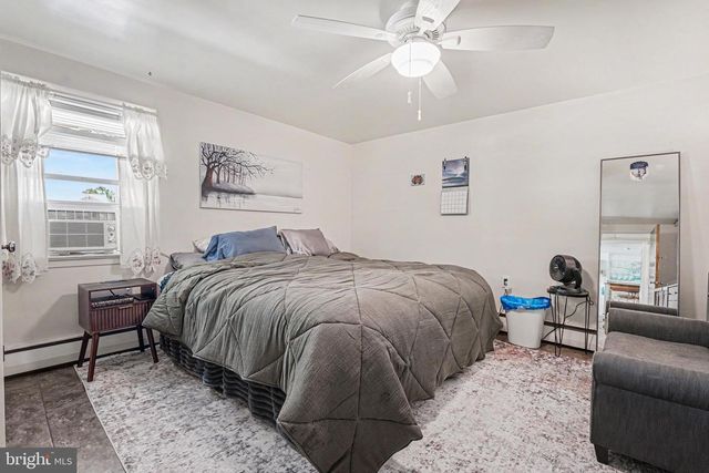 1131 LOCUST ST, Lansdale, PA 19446