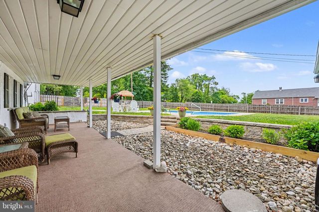 1131 LOCUST ST, Lansdale, PA 19446