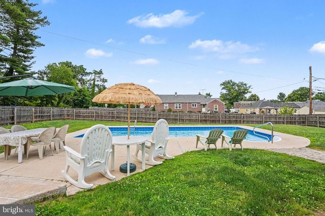 1131 LOCUST ST, Lansdale, PA 19446