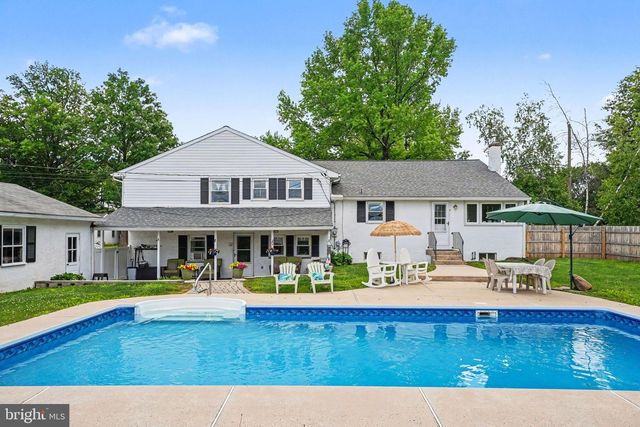 1131 LOCUST ST, Lansdale, PA 19446