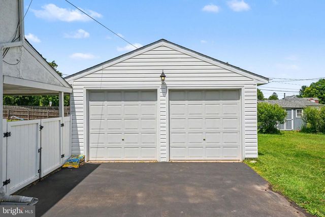 1131 LOCUST ST, Lansdale, PA 19446