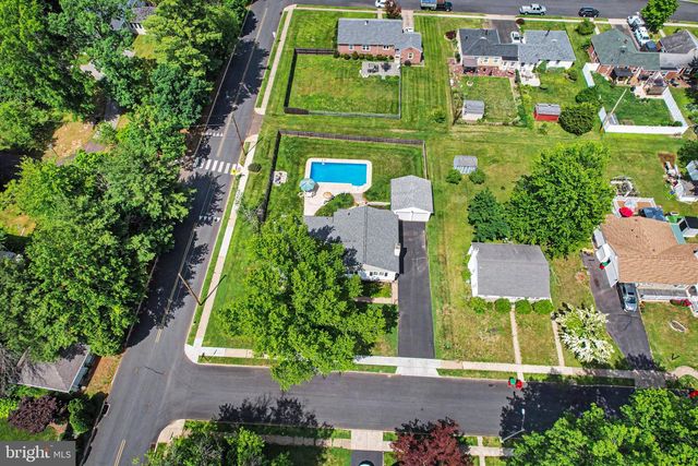 1131 LOCUST ST, Lansdale, PA 19446