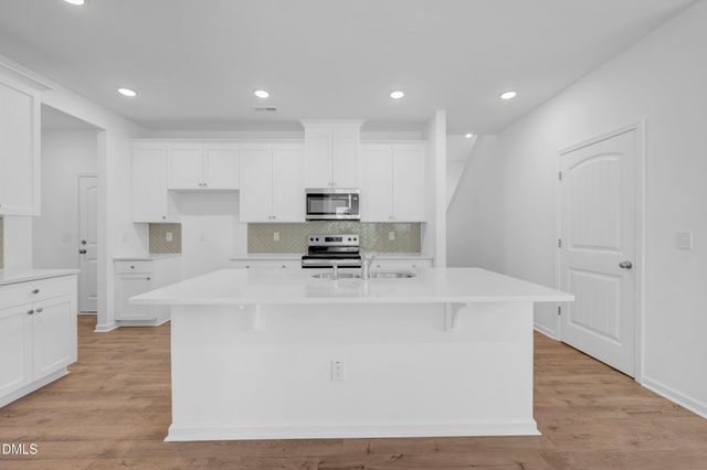 197 Riverstone Drive, Fuquay Varina, NC 27526