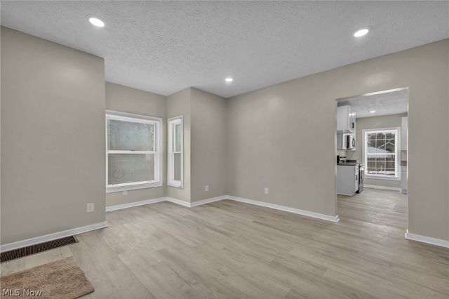 507 W 20th, Lorain, OH 44052