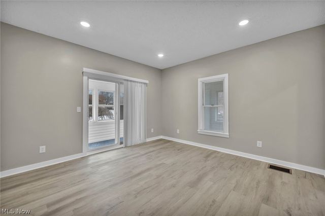 507 W 20th, Lorain, OH 44052