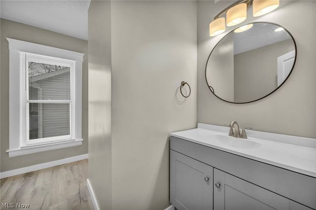 507 W 20th, Lorain, OH 44052