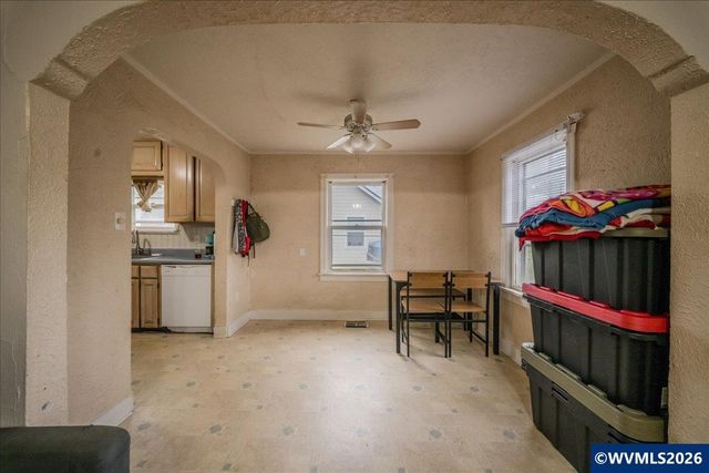 860 Marks Dr NE, Keizer, OR 97303