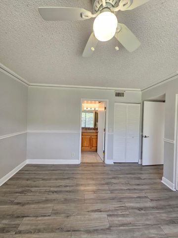 1701 Balfour Point Drive G, West Palm Beach, FL 33411