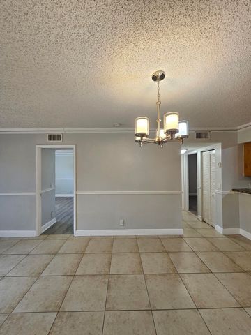 1701 Balfour Point Drive G, West Palm Beach, FL 33411