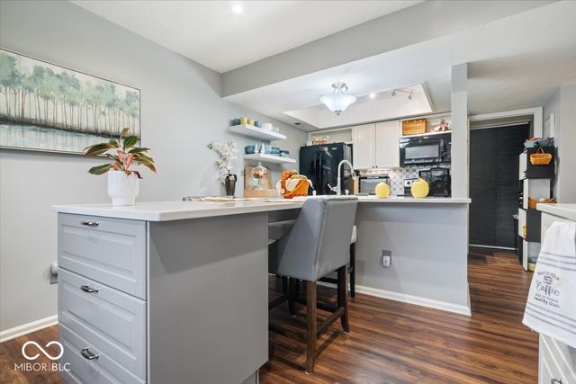 7533 Castleton Farms North Drive, Indianapolis, IN 46256