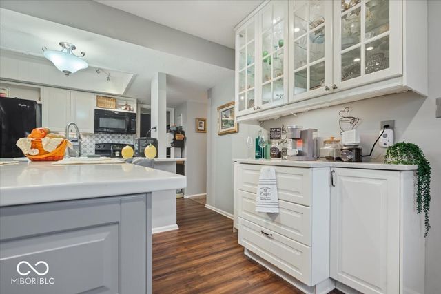 7533 Castleton Farms North Drive, Indianapolis, IN 46256