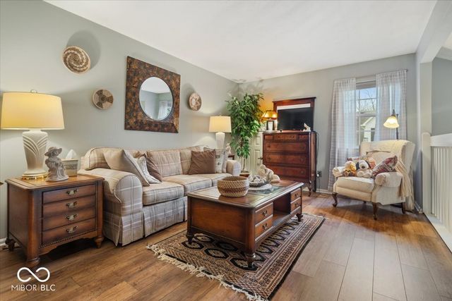 7533 Castleton Farms North Drive, Indianapolis, IN 46256