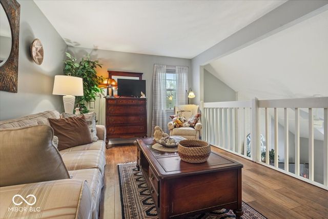 7533 Castleton Farms North Drive, Indianapolis, IN 46256