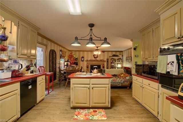 7218 Clements AVE, Gloucester, VA 23061