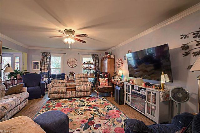 7218 Clements AVE, Gloucester, VA 23061