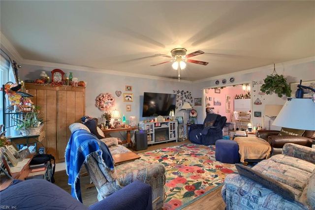 7218 Clements AVE, Gloucester, VA 23061