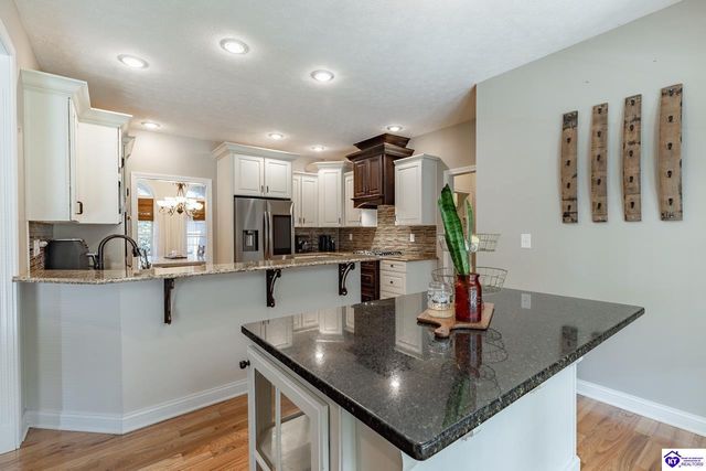 578 Deer Run Way, Elizabethtown, KY 42701