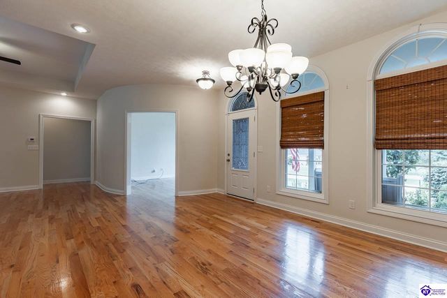 578 Deer Run Way, Elizabethtown, KY 42701