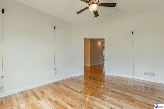 578 Deer Run Way, Elizabethtown, KY 42701