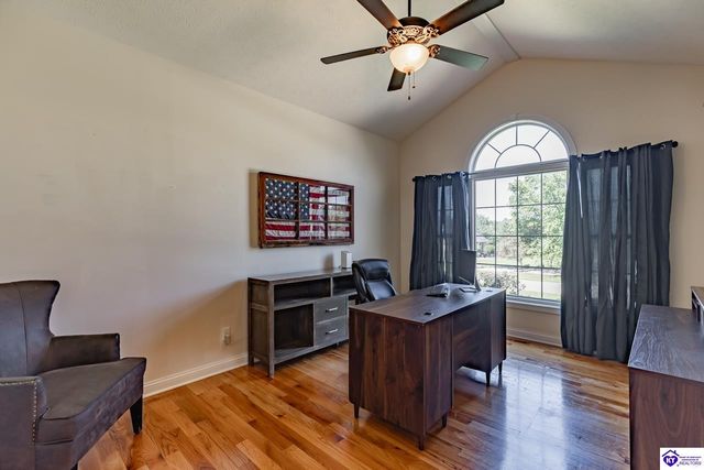 578 Deer Run Way, Elizabethtown, KY 42701