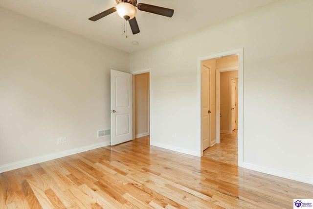 578 Deer Run Way, Elizabethtown, KY 42701