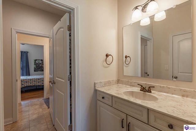 578 Deer Run Way, Elizabethtown, KY 42701