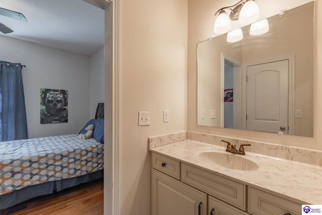 578 Deer Run Way, Elizabethtown, KY 42701
