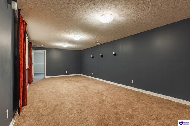 578 Deer Run Way, Elizabethtown, KY 42701