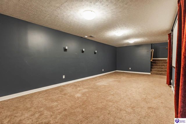 578 Deer Run Way, Elizabethtown, KY 42701