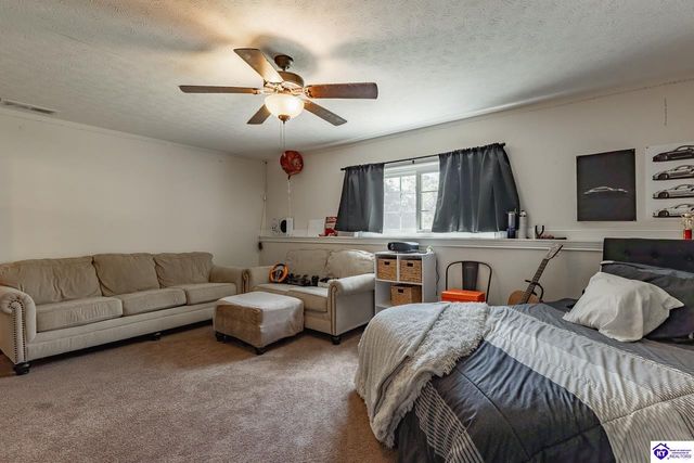 578 Deer Run Way, Elizabethtown, KY 42701
