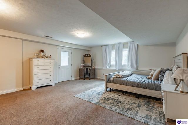 578 Deer Run Way, Elizabethtown, KY 42701