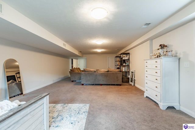 578 Deer Run Way, Elizabethtown, KY 42701