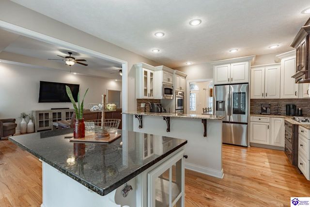 578 Deer Run Way, Elizabethtown, KY 42701
