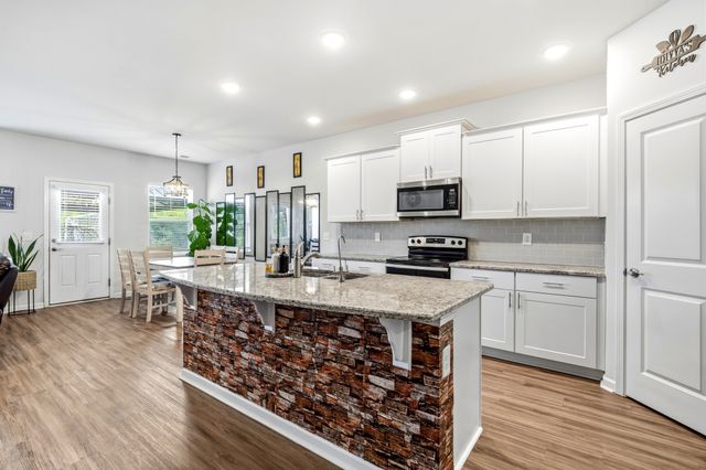 2153 Houston Bnd, Lebanon, TN 37087