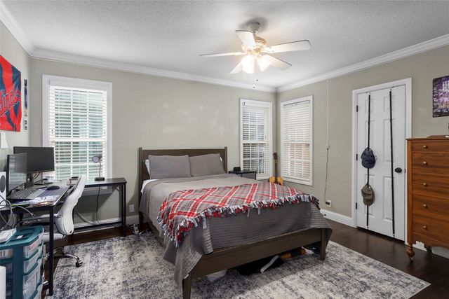 2721 Benbrook Boulevard, Fort Worth, TX 76109