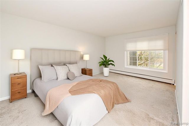 40740 Woodward Avenue 38, Bloomfield Hills, MI 48304